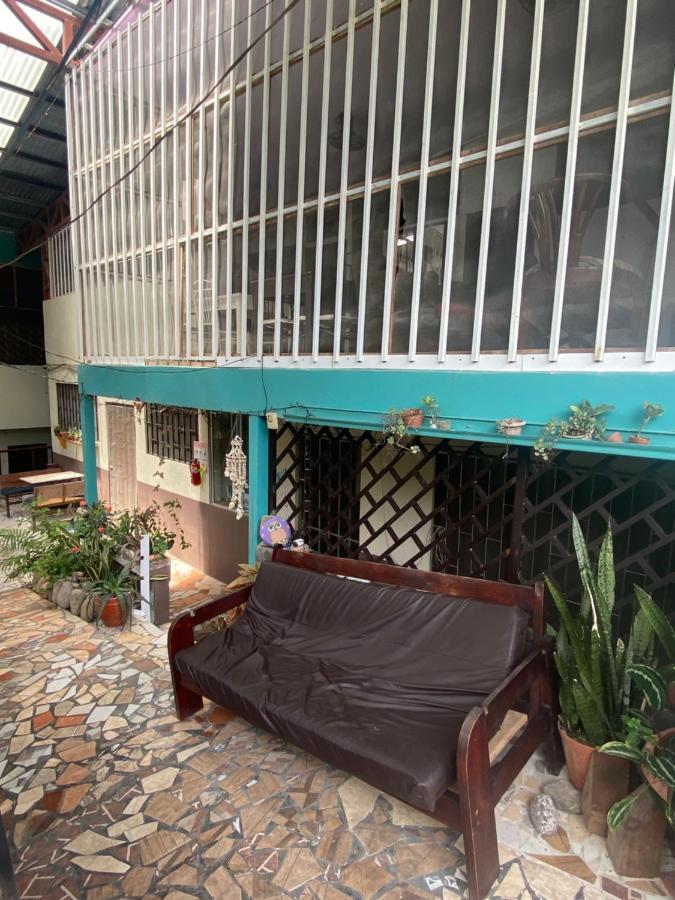 Blue Morpho House B&B Manuel Antonio Esterno foto