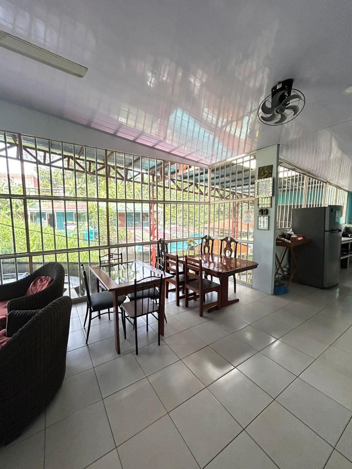Blue Morpho House B&B Manuel Antonio Esterno foto